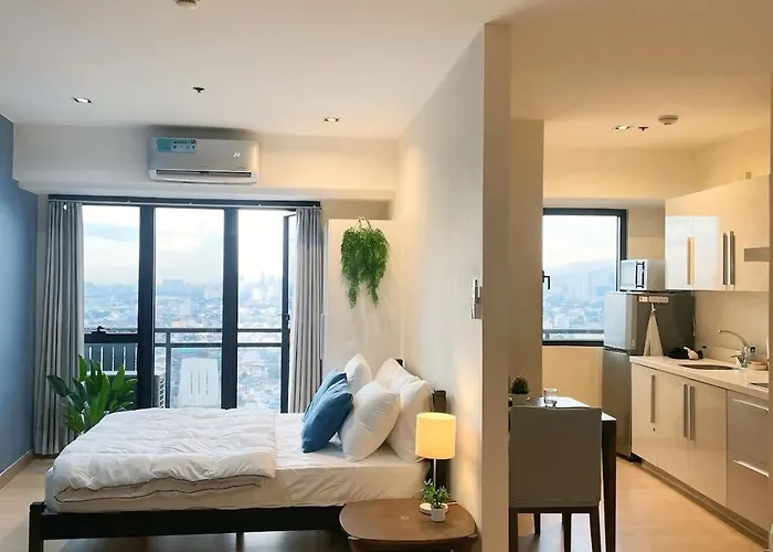 Poblacion Makati With Free Pool, Gym And Smart Tv And Fast Wifi Apartamento