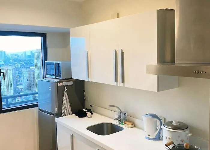 Poblacion Makati With Free Pool, Gym And Smart Tv And Fast Wifi Apartamento *