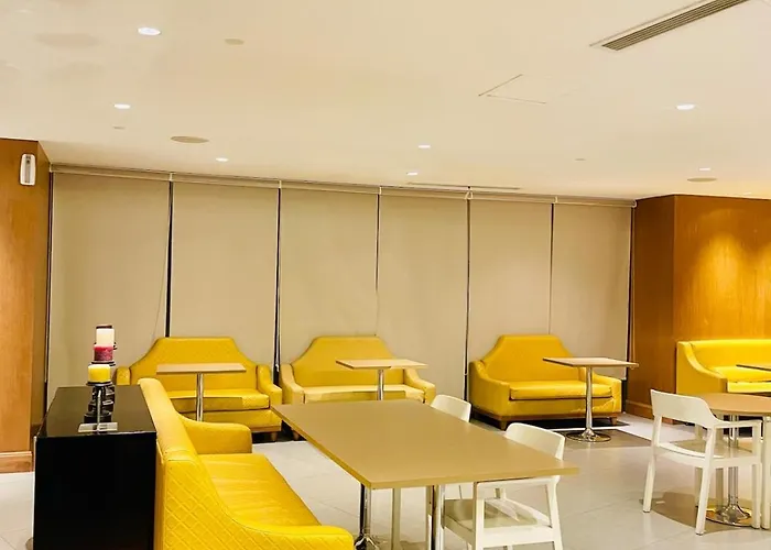 Poblacion Makati With Free Pool, Gym And Smart Tv And Fast Wifi Apartamento *